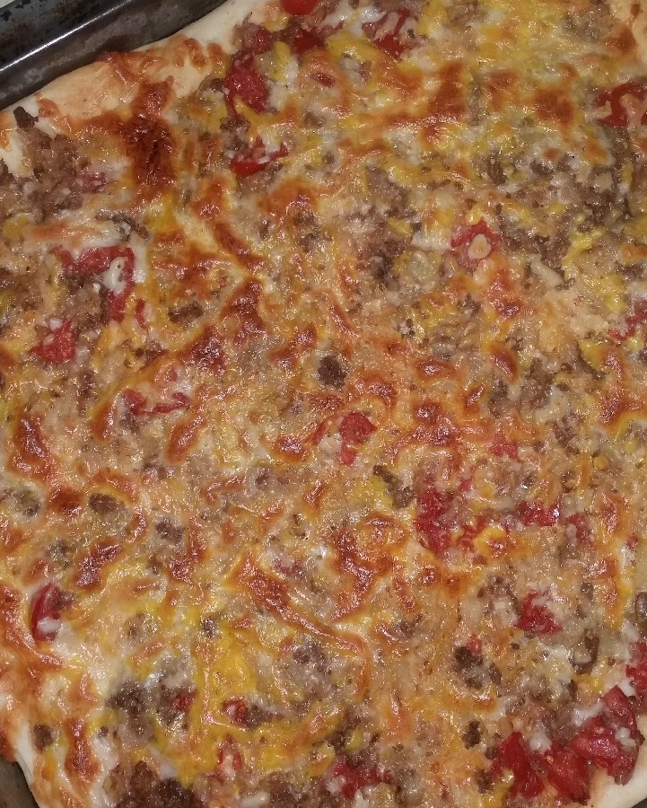 عکس پیتزا گوشت چرخ کرده باخمیر جادویی طرز تهیشو ازپاپیون گرفتتم???مرسی پاپیون که هستی