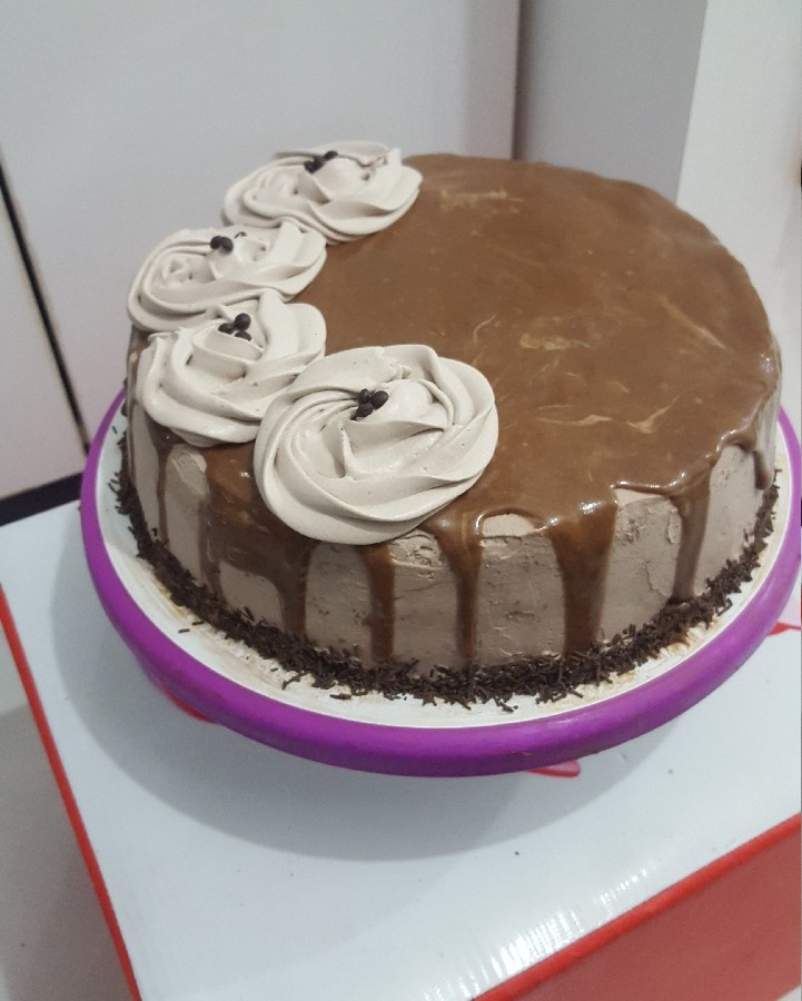 کیک خامه ای شکلاتی
