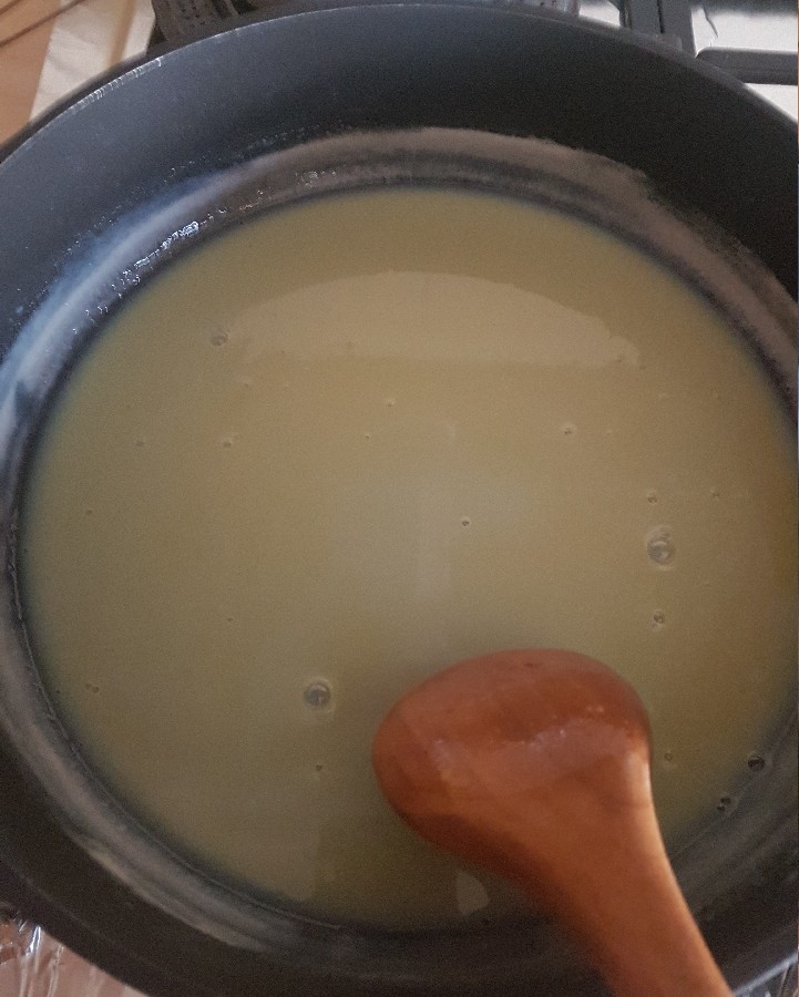 عکس شیر عسلی