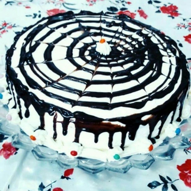 اینم کیک تولد من