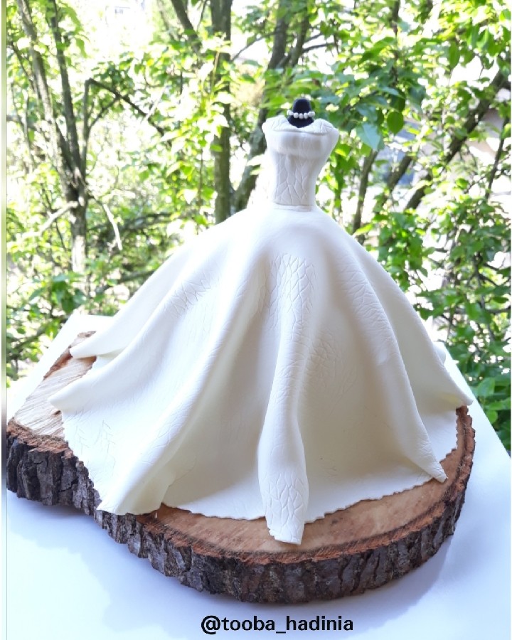 عکس کیک لباس عروس