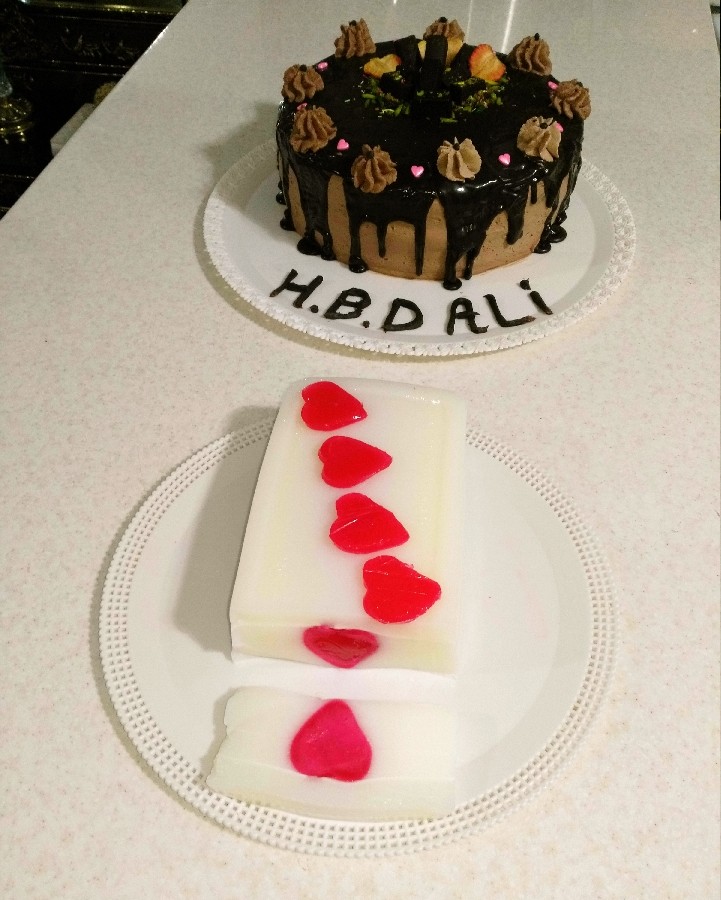 کیک و ژله برای سالگرد ازدواج و تولد همسر جان درست کردم
