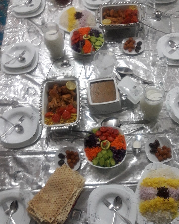 عکس افطاری دیشب ما 