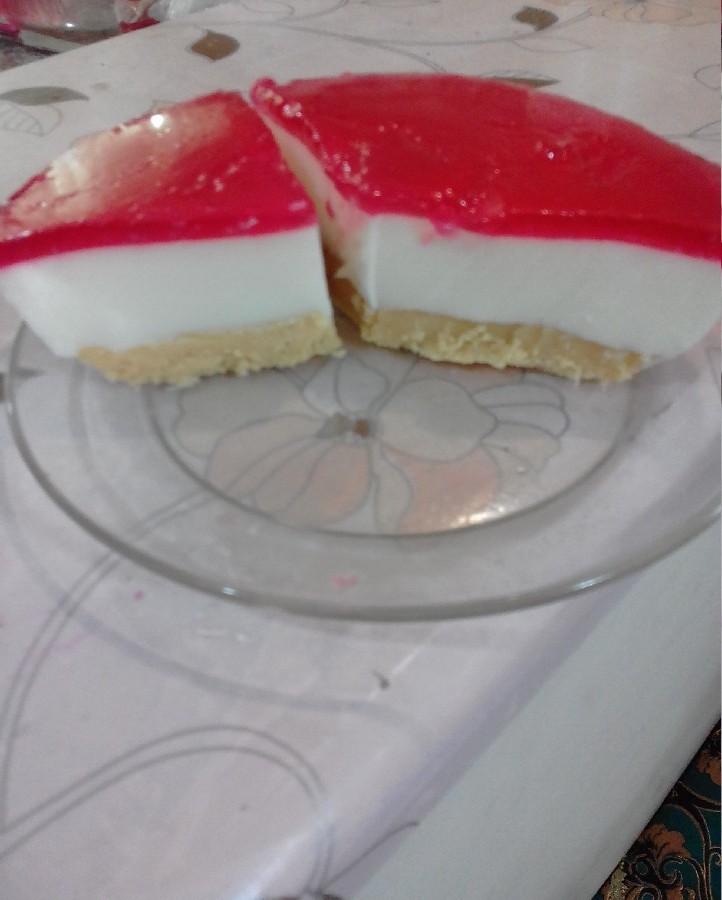 چیزکیک آلبالویی