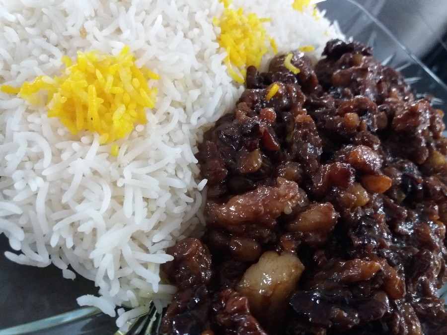 خوراک گوشت و گردو و رب انار