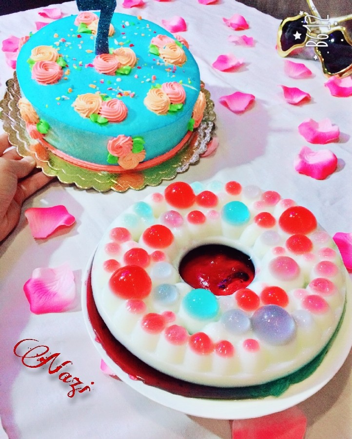 عکس کیک خامه ای.ژله سه رنگ