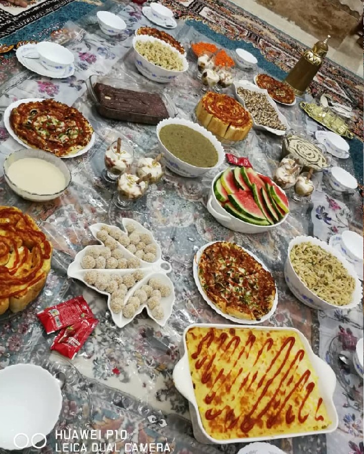 عکس افطاری امروز ما درکنار بهترینا