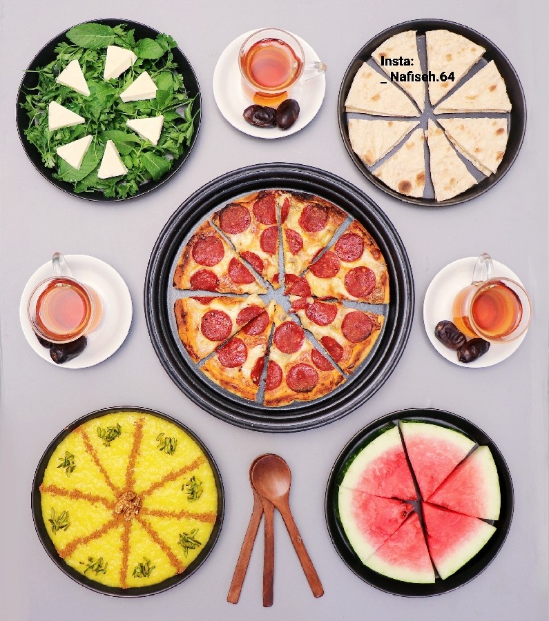 عکس پیتزا برای افطار 