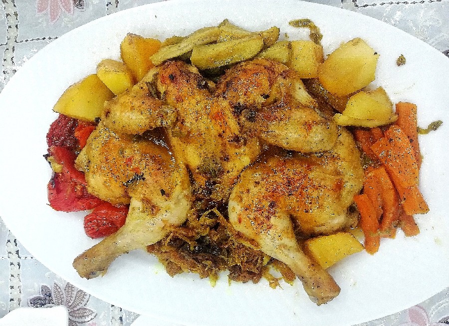 عکس مرغ بریونی و سبزیجات