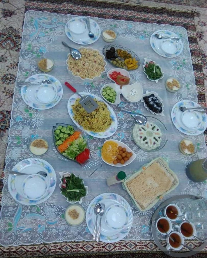 عکس افطاری دوستانه 