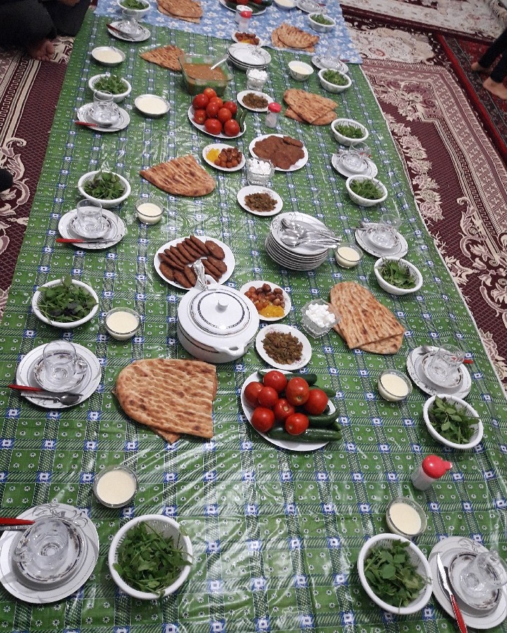 عکس افطار ما خونه مامان جونم۹۸