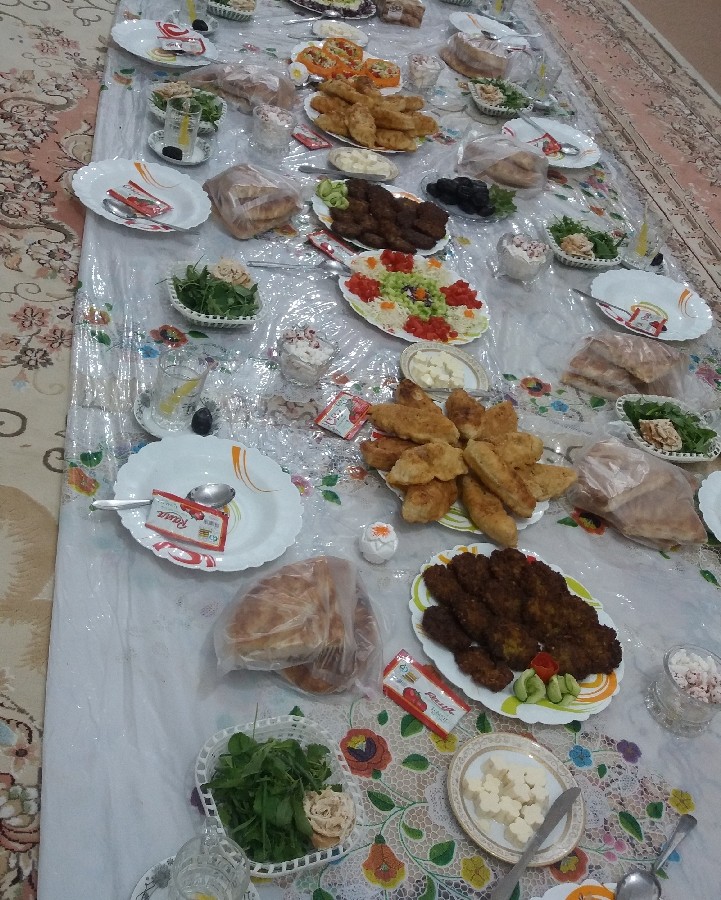 عکس افطاری ٢٤ ماه رمضان