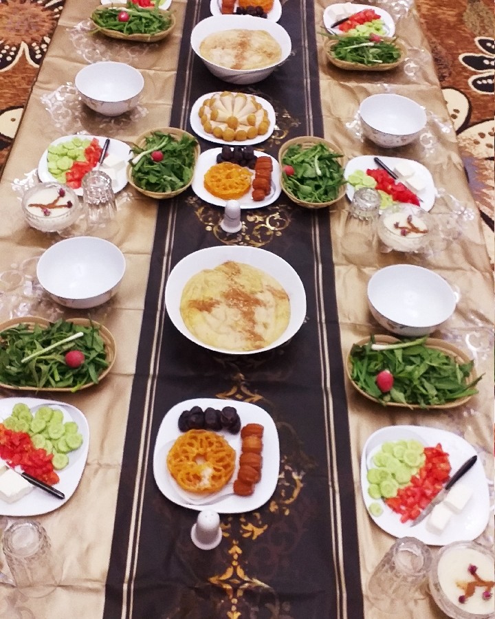 عکس افطاری دیشب برای مهمونی