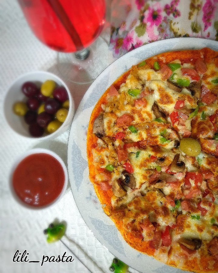 عکس پیتزا مخصوص افطاری