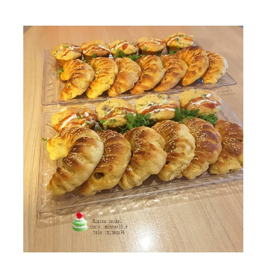عکس پیراشکی اسکون مرغ وپنیر