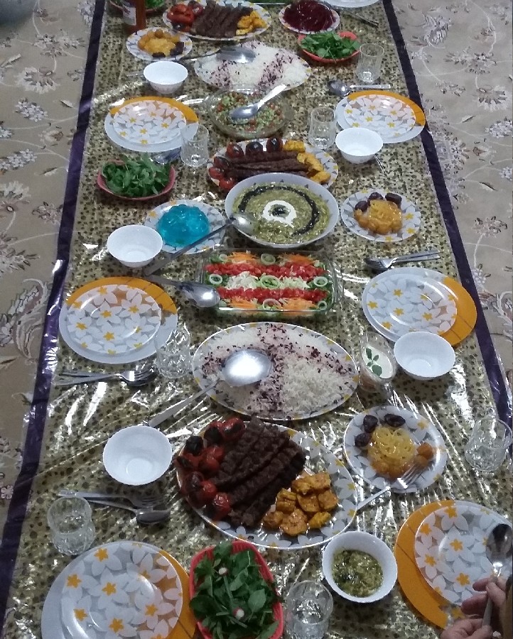 عکس افطاری برای خانواده همسرم ?