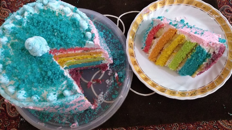 کیک رنگین کمان