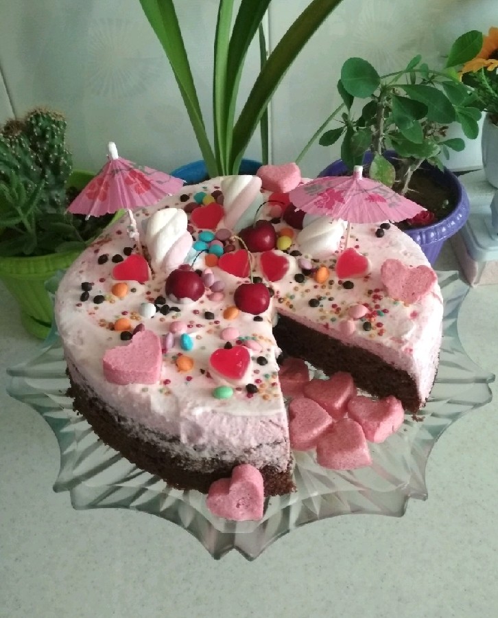 کیک با رویه ژله و خامه