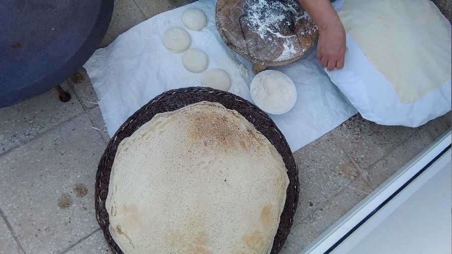 عکس نان محلی کردستان