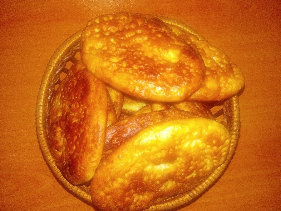 نان روغنی (برساق محلی) 