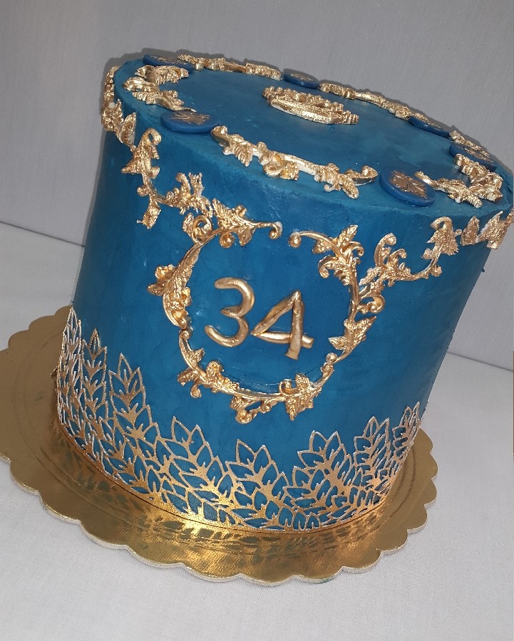 عکس کیک تولد سفارشی به وزن ۳کیلو و ۲۰۰ گرم
