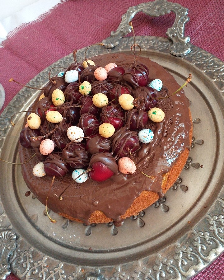 عکس کیک با روکش شکلات 