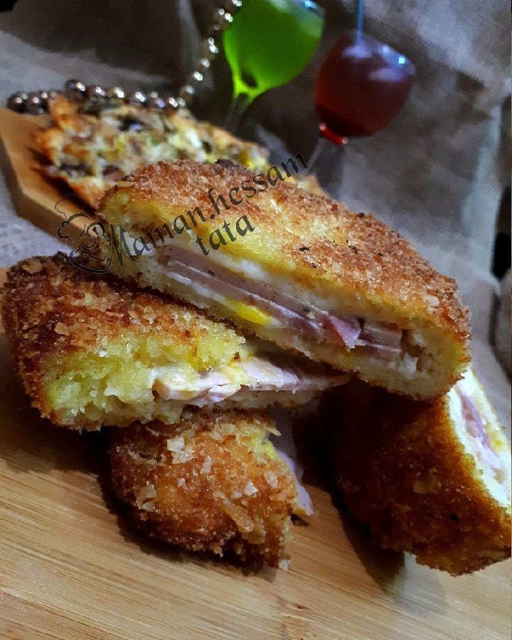 عکس ساندویچ ژامبون با چاشنی تند 