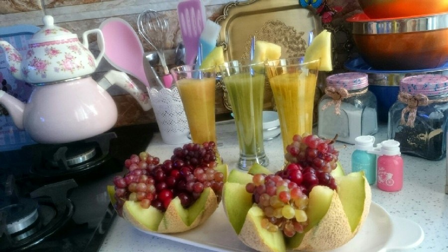 مهمونی 3نفره