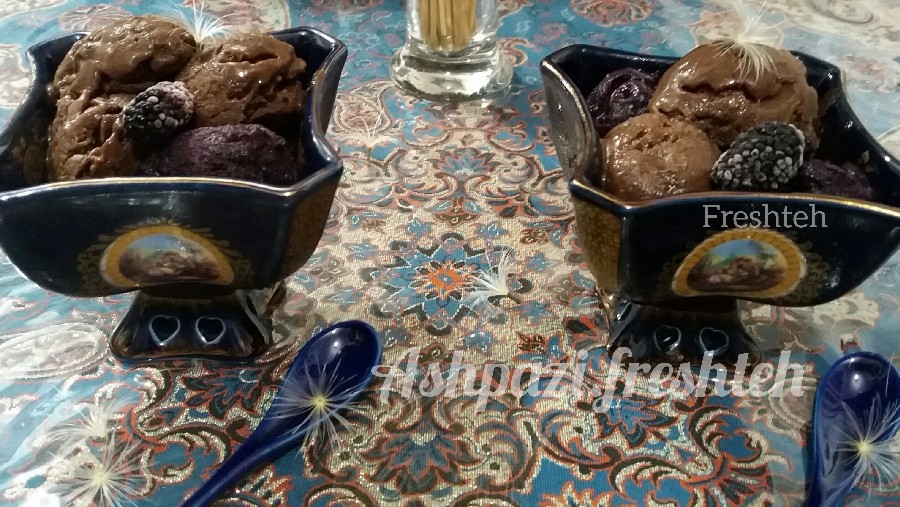 عکس بستنی شاتوتی و شکلاتی