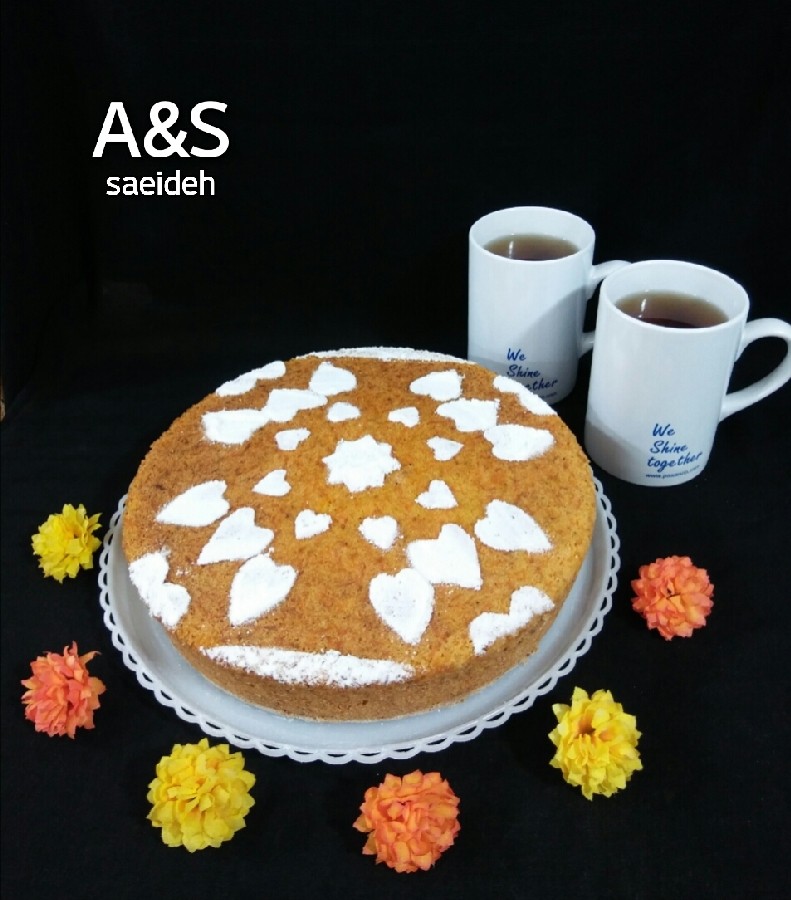 عکس کیک هویج گردو کافی شاپ با کرم پنیری