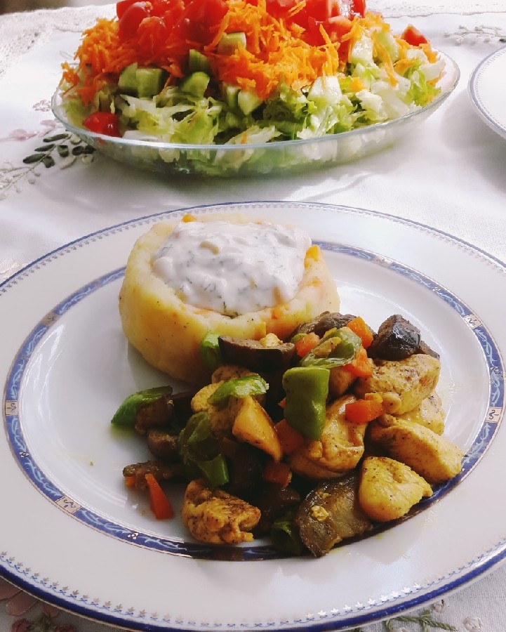 عکس patates çanağı ve tavuklu patlıcanlı yemek
 