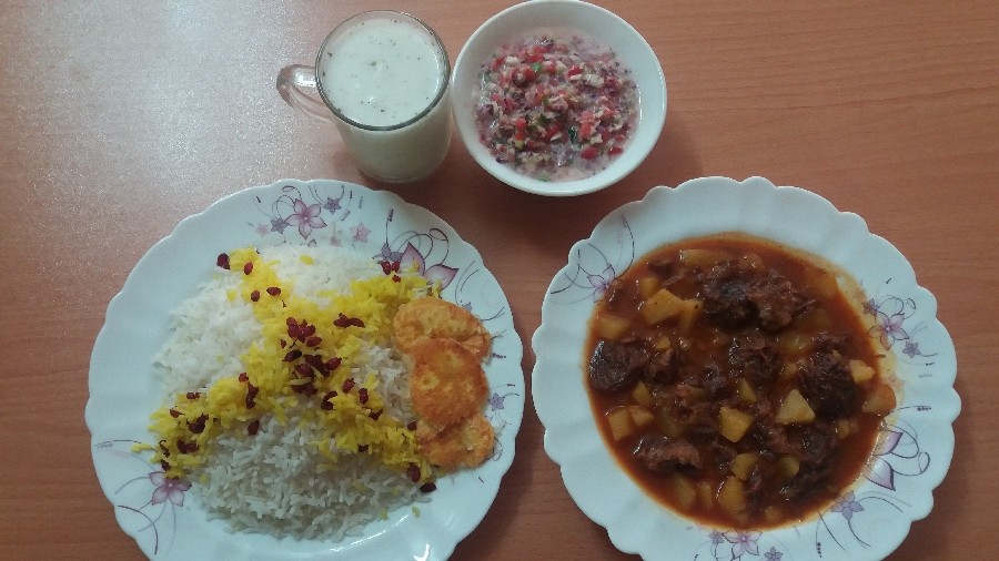 عکس خورشت آلوچه