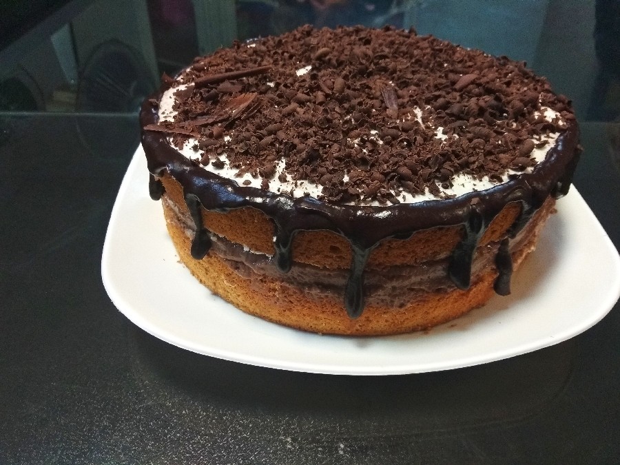 عکس کیک قهوه بافیلینگ موس شکلاتی