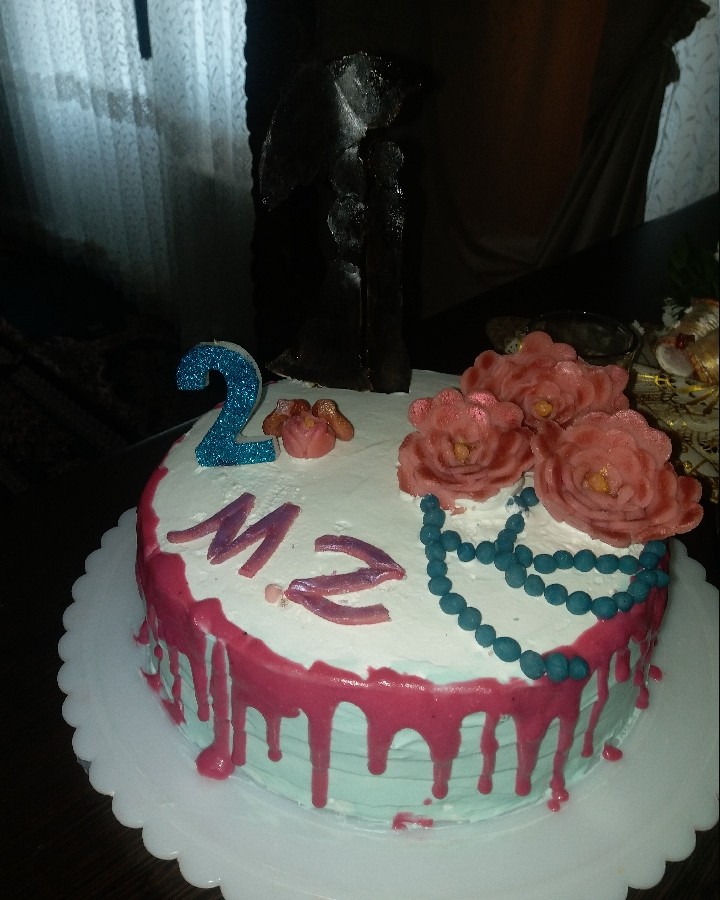 کیک خوشمزه اسفنجی برای سالگرد ازدواج