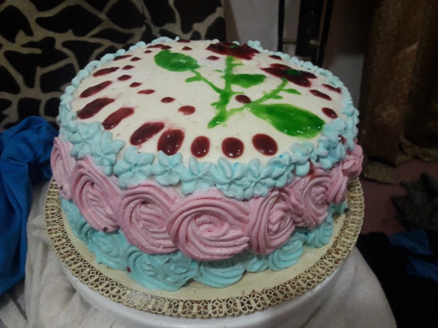 عکس کیک اسفنجی(برای تولدم )