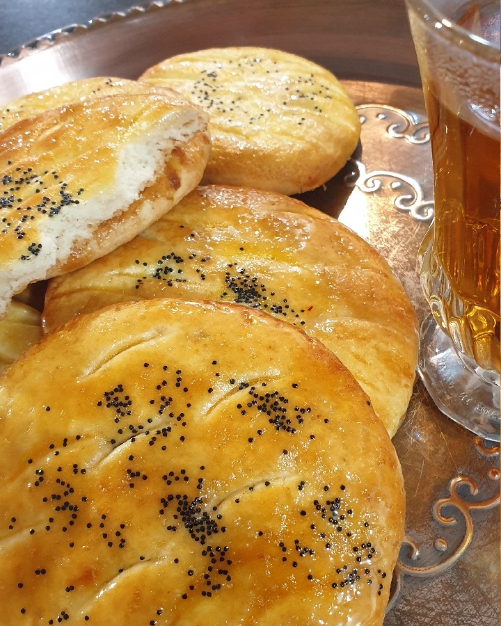 عکس نان کماج همدان
