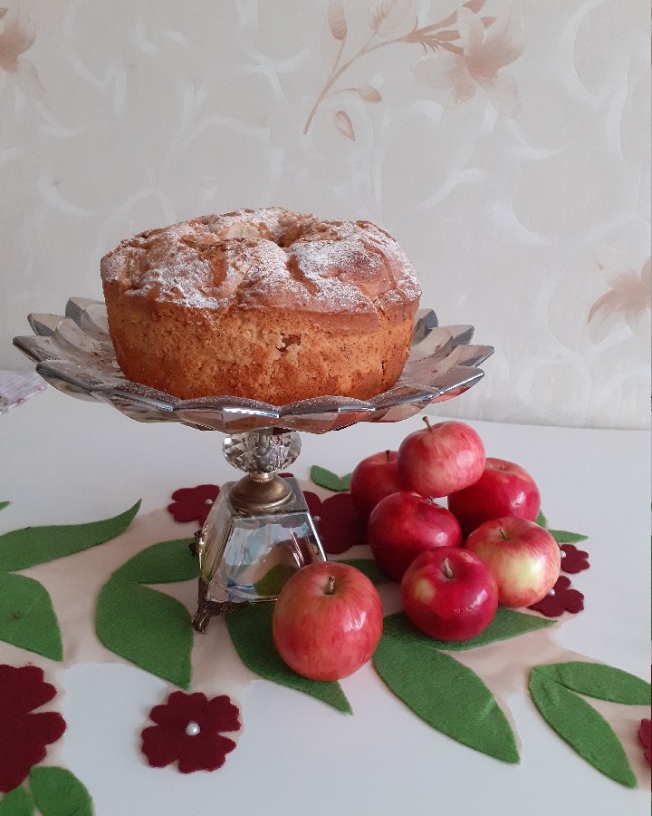 کیک سیب و دارچین 