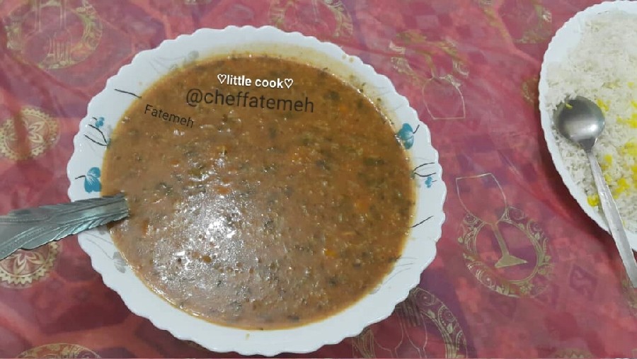عکس سوپ رشته قرمز