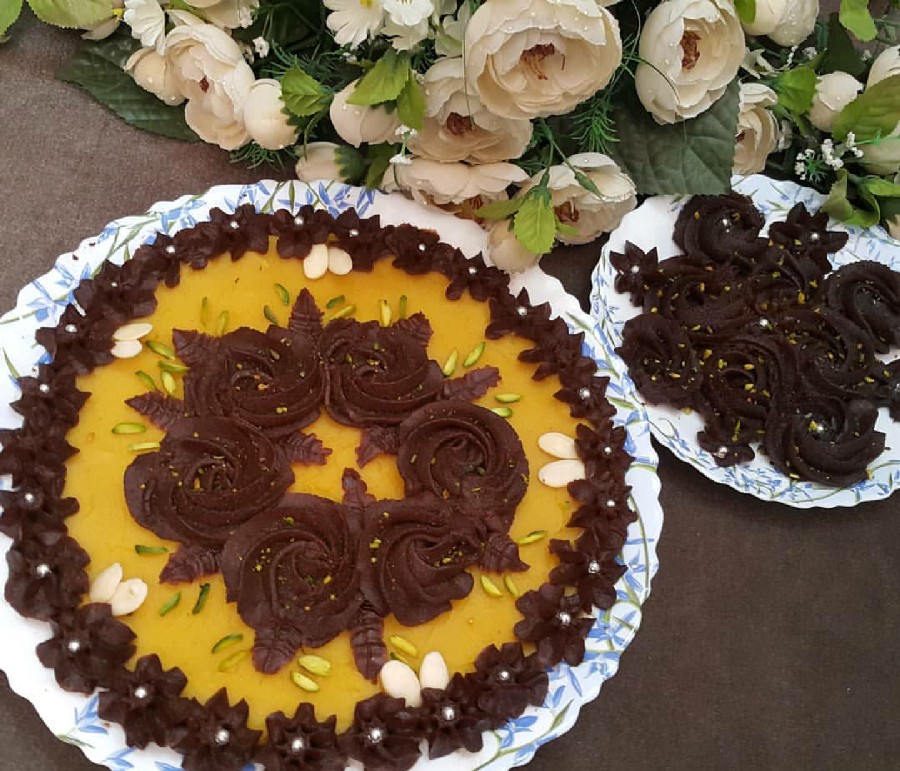 عکس حلوای زعفرانی و کاکائویی