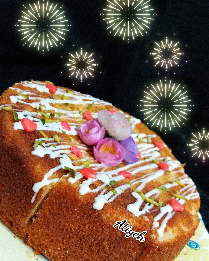 عکس کیک هل و گلاب در آون توستر