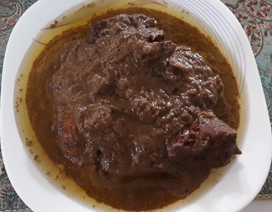 خورشت فسنجون با مرغ
