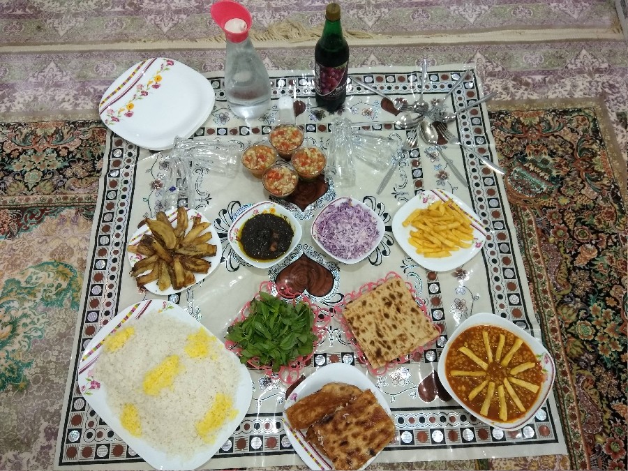 عکس شام خوشمزه مهمون آبجی جونم