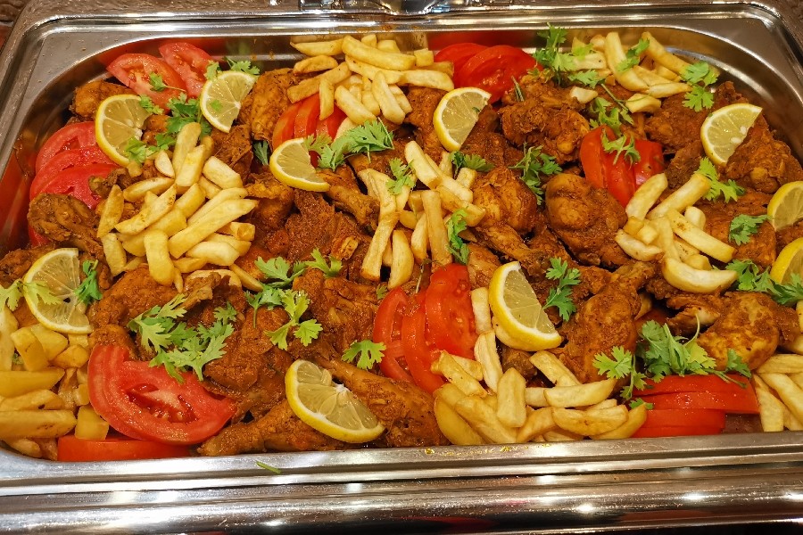 عکس خوراک مرغ سرخ شده