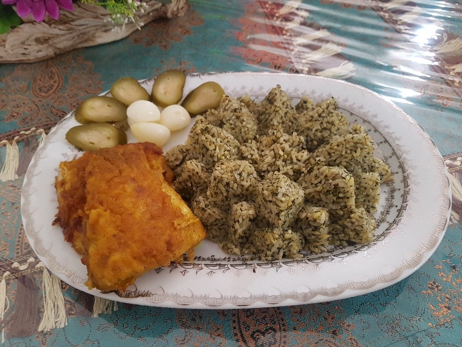 سبزی پلو با ماهی...