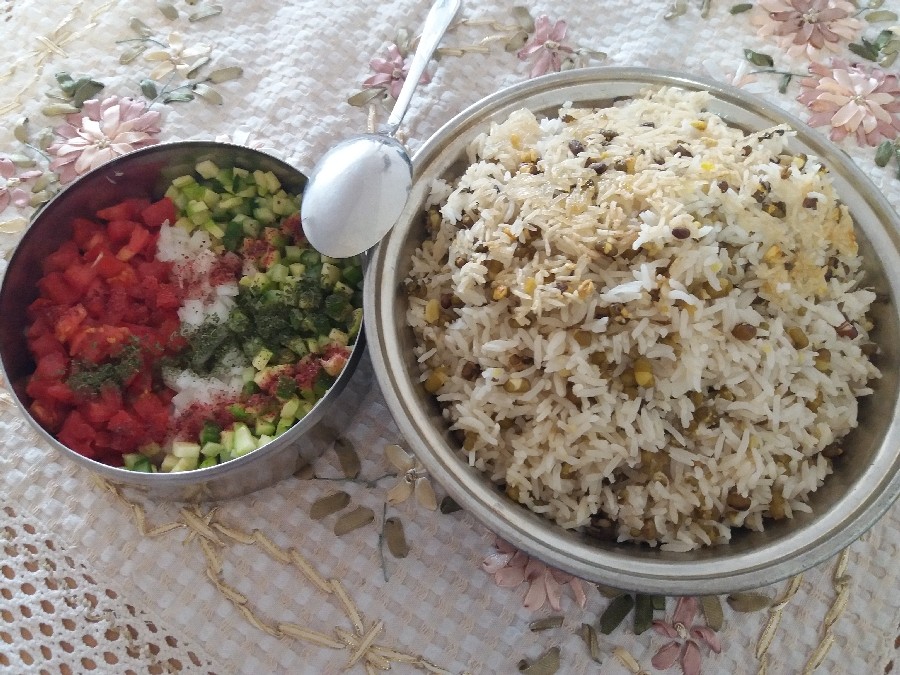 عکس ناهار امروز ما 
ماش چلو باسالاد شیرازی