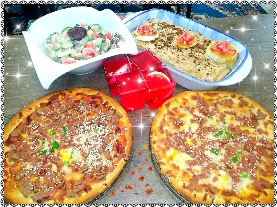 عکس پیتزا، ژله، تیرامیسو و سالاد کلم بروکلی 