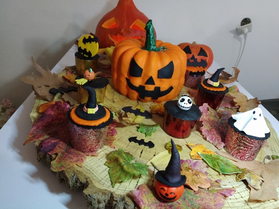 عکس کیک و کاپ کیک هالووین
