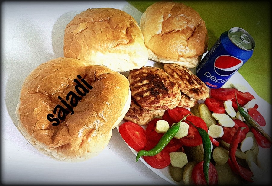 عکس همبرگر بوقلمون