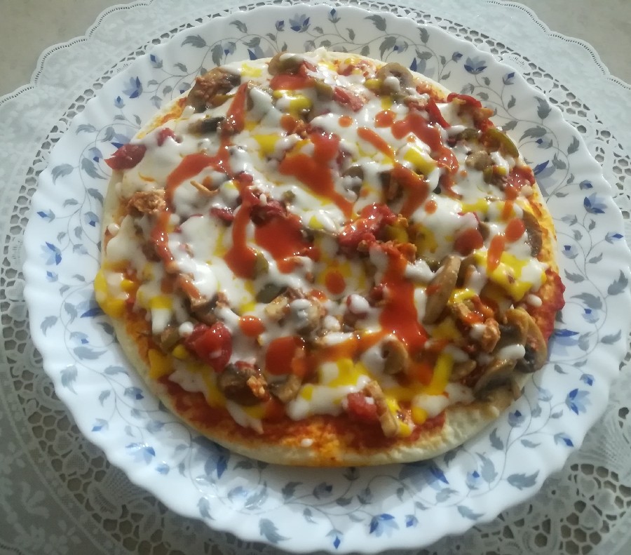 عکس مینی پیتزای مخلوط خودم پز