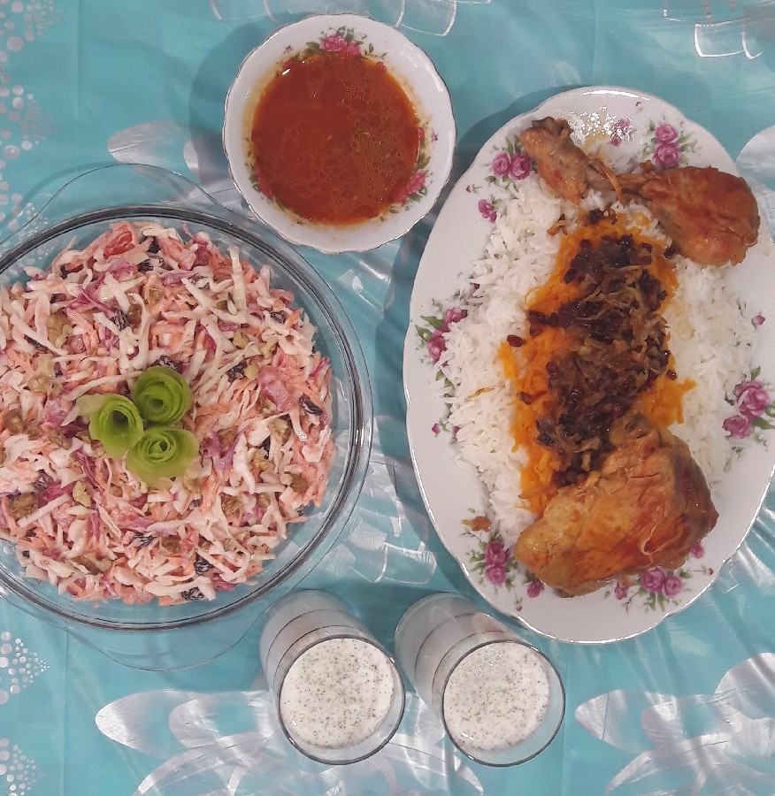 عکس چلو مرغ و سالاد